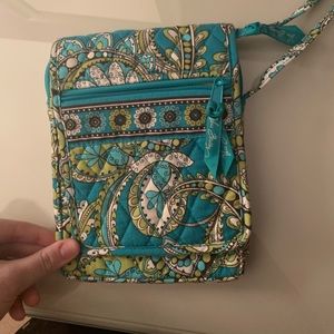 Vera Bradley “Peacock” cross bodybag- gently used